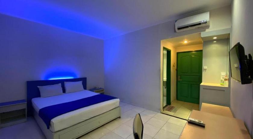 Kharisma Hotel Madiun Luaran gambar