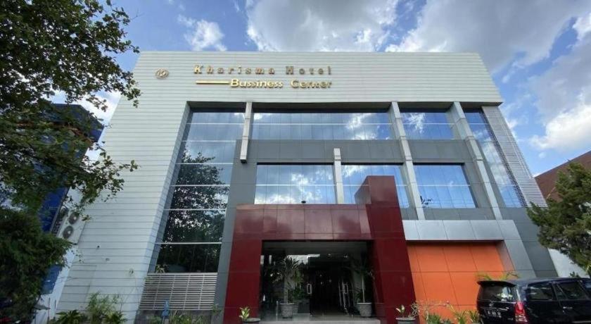 Kharisma Hotel Madiun Luaran gambar
